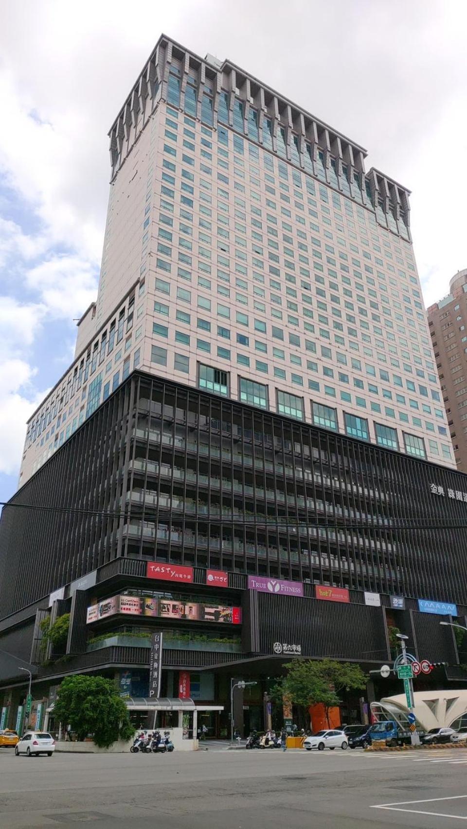 Artistic Studio Taichung Luaran gambar